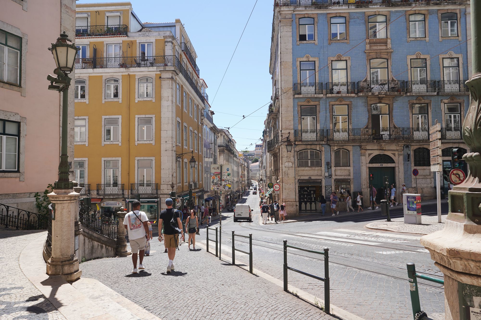 Lisbon Walk II (15) Lisbon Walk II (15)