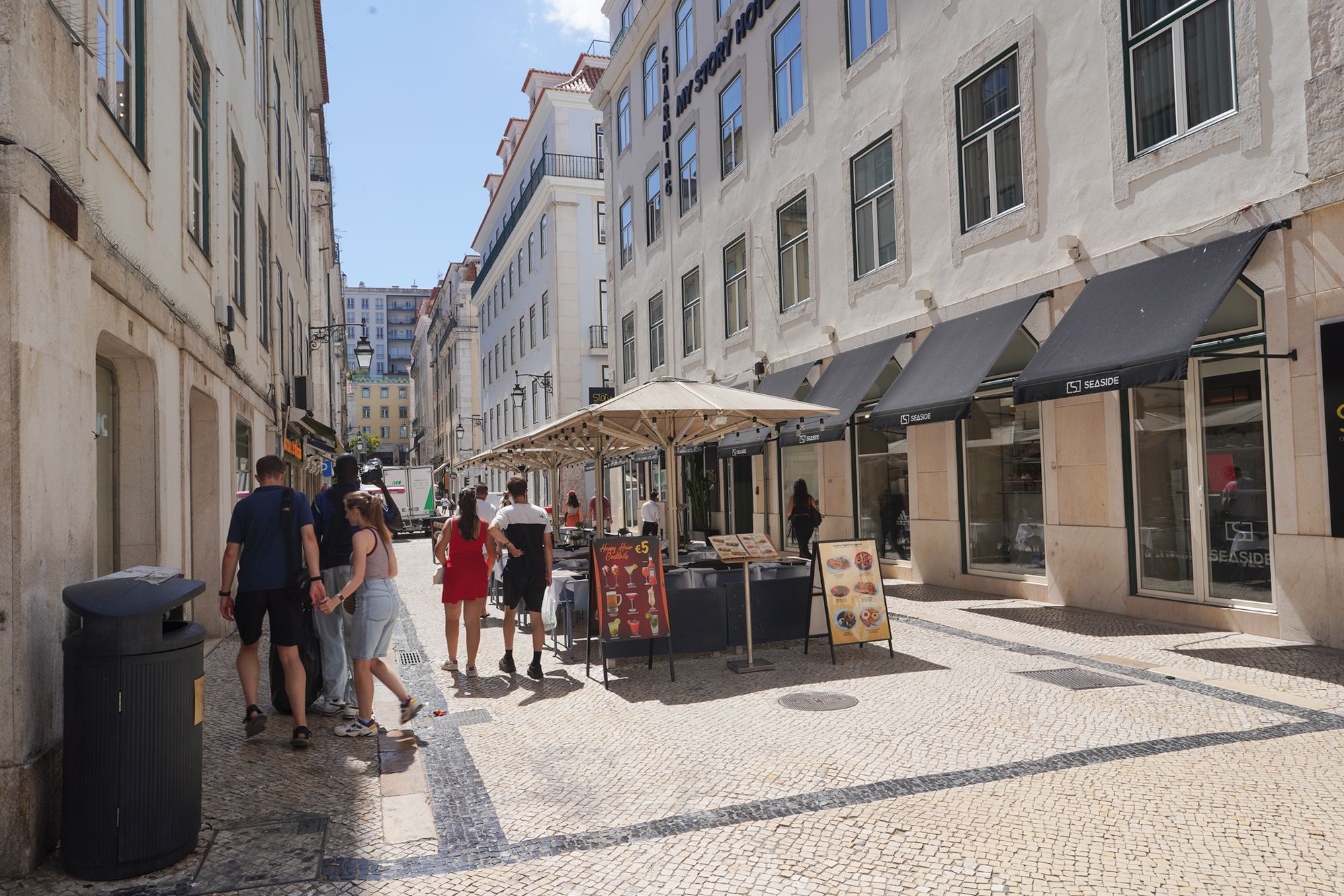 Lisbon Walk II (56) Lisbon Walk II (56)
