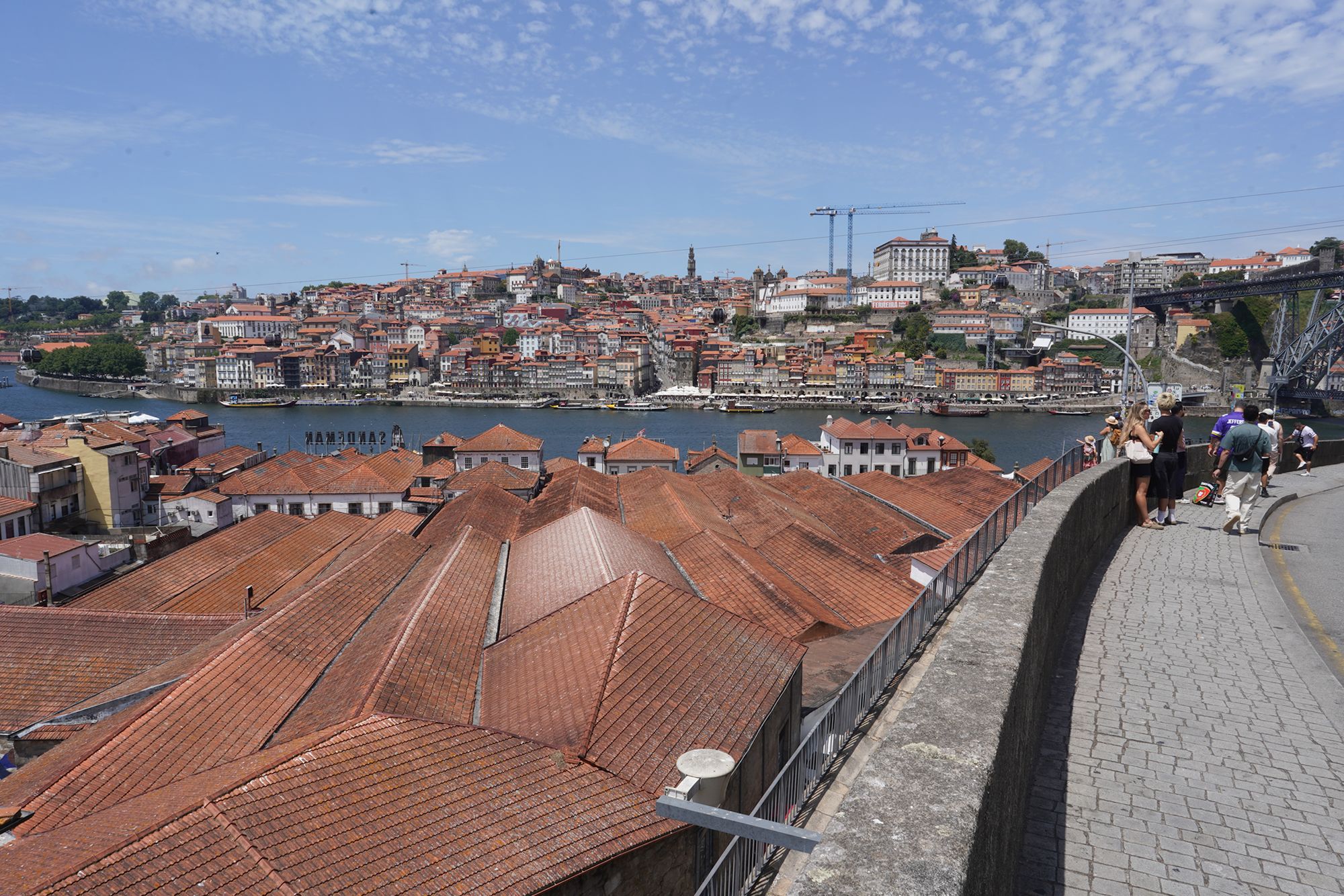 Porto Walk III (114) Porto Walk III (114)