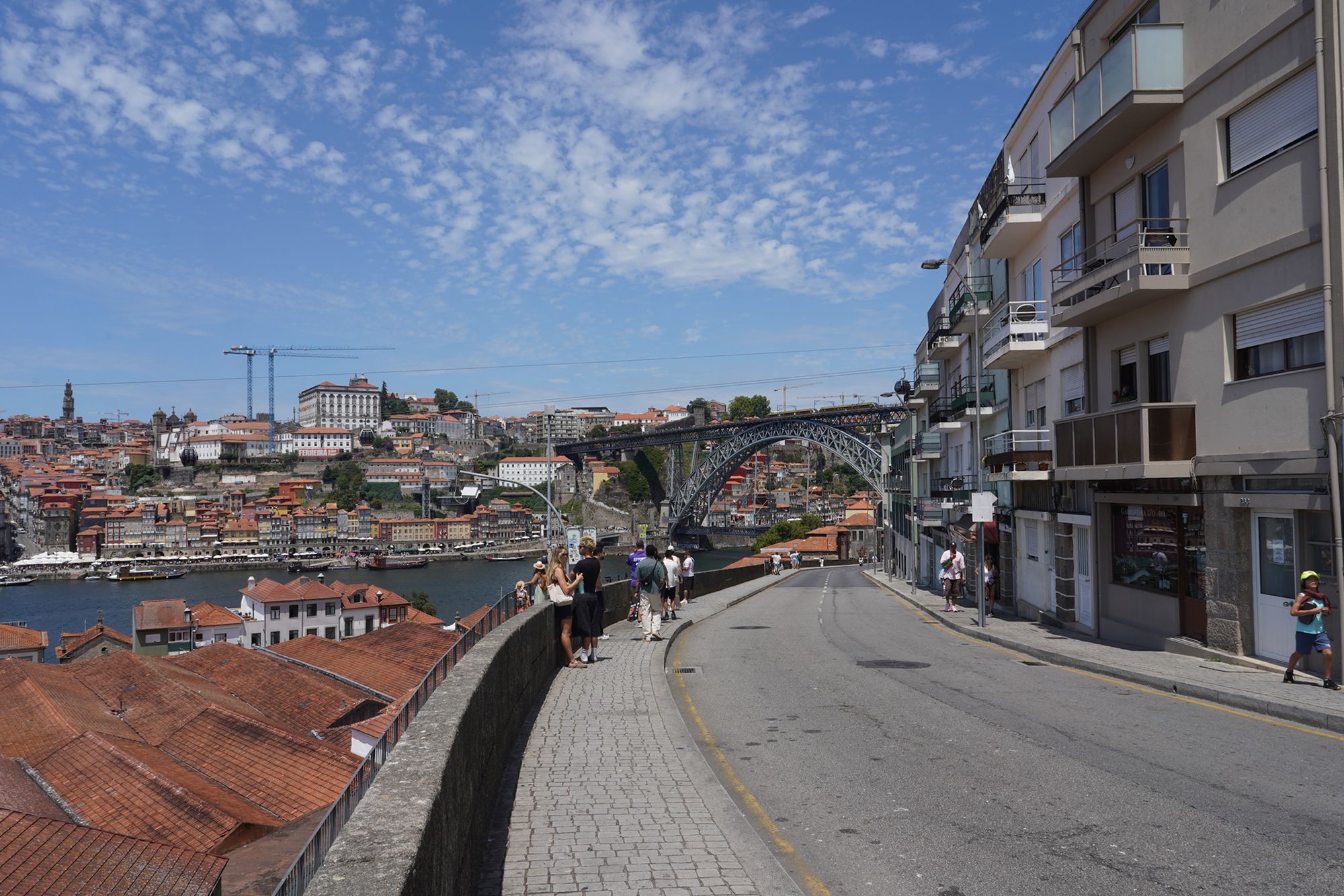 Porto Walk III (115) Porto Walk III (115)