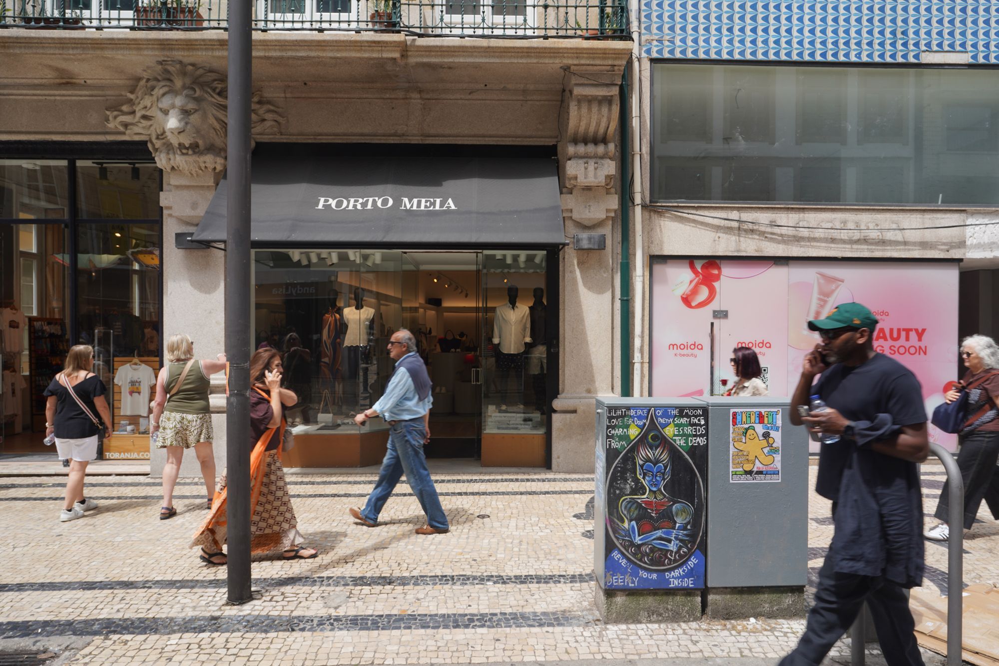 Porto Walk III (32) Porto Walk III (32)