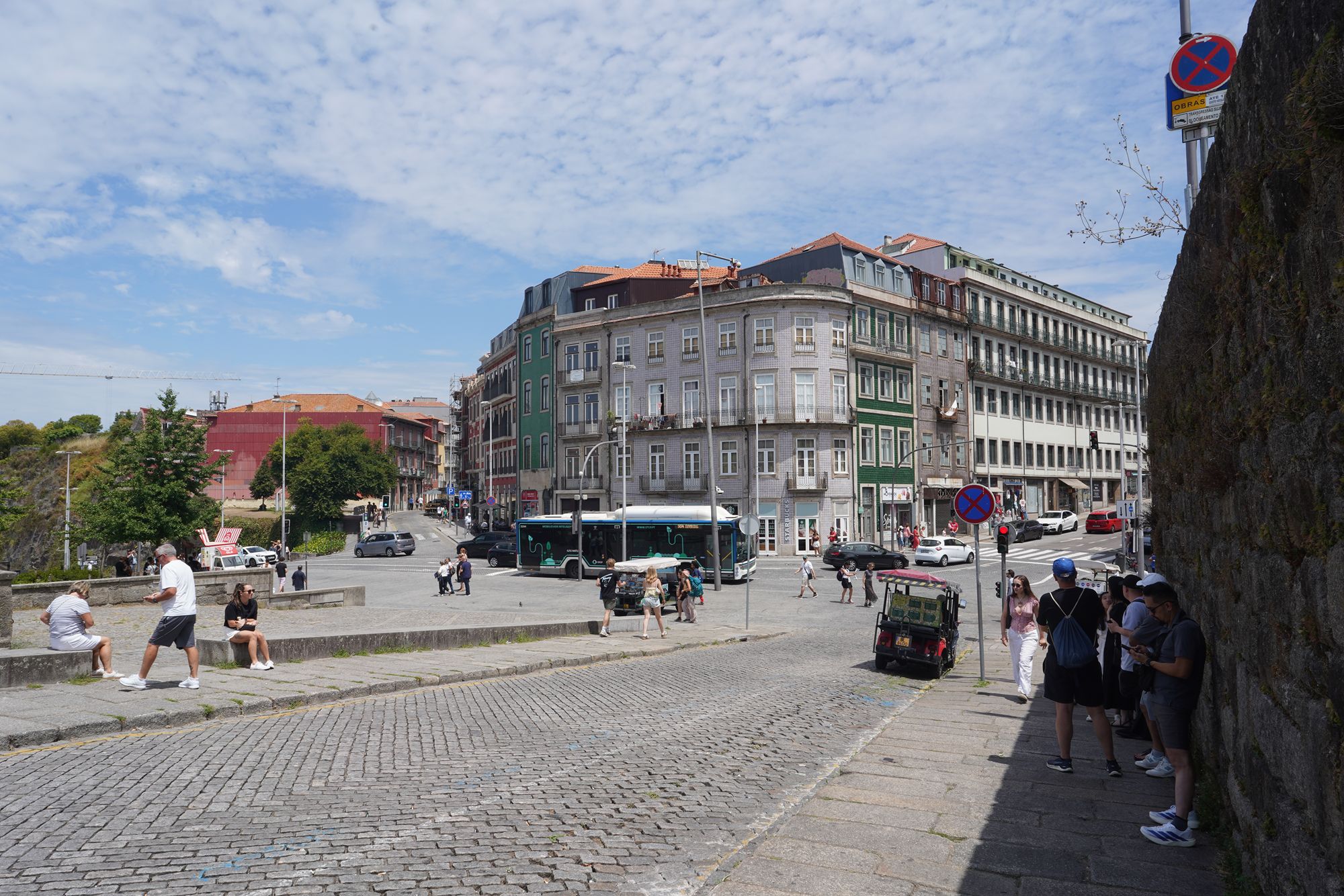Porto Walk III (82) Porto Walk III (82)