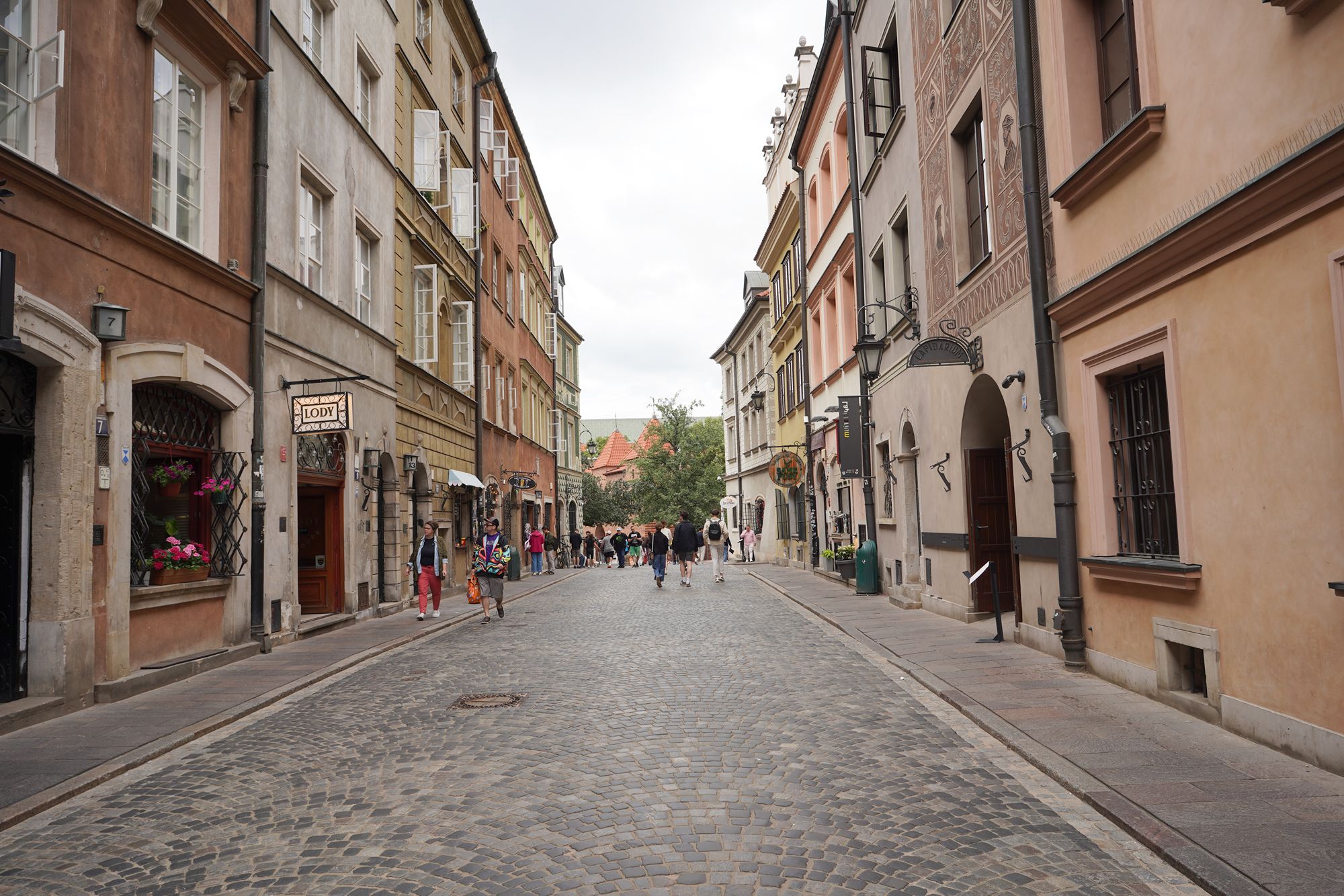 Warsaw Walk I (76) Warsaw Walk I (76)