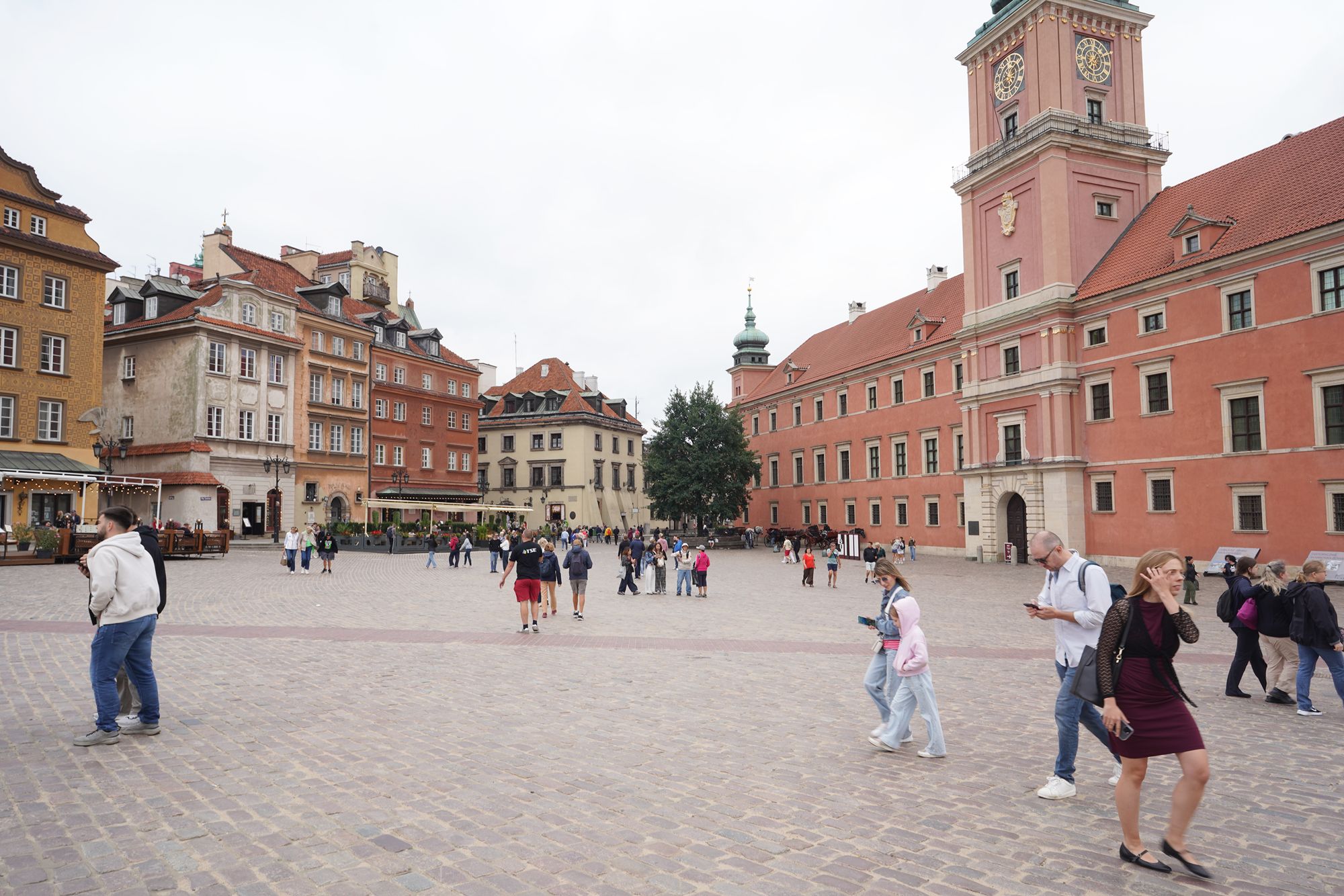 Warsaw Walk I (8) Warsaw Walk I (8)