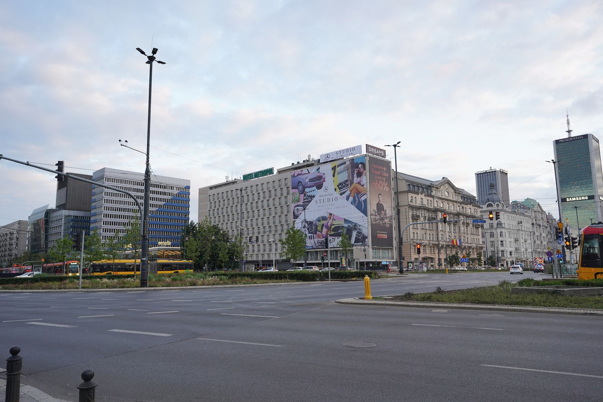Warsaw Walk II (141) Warsaw Walk II (141)