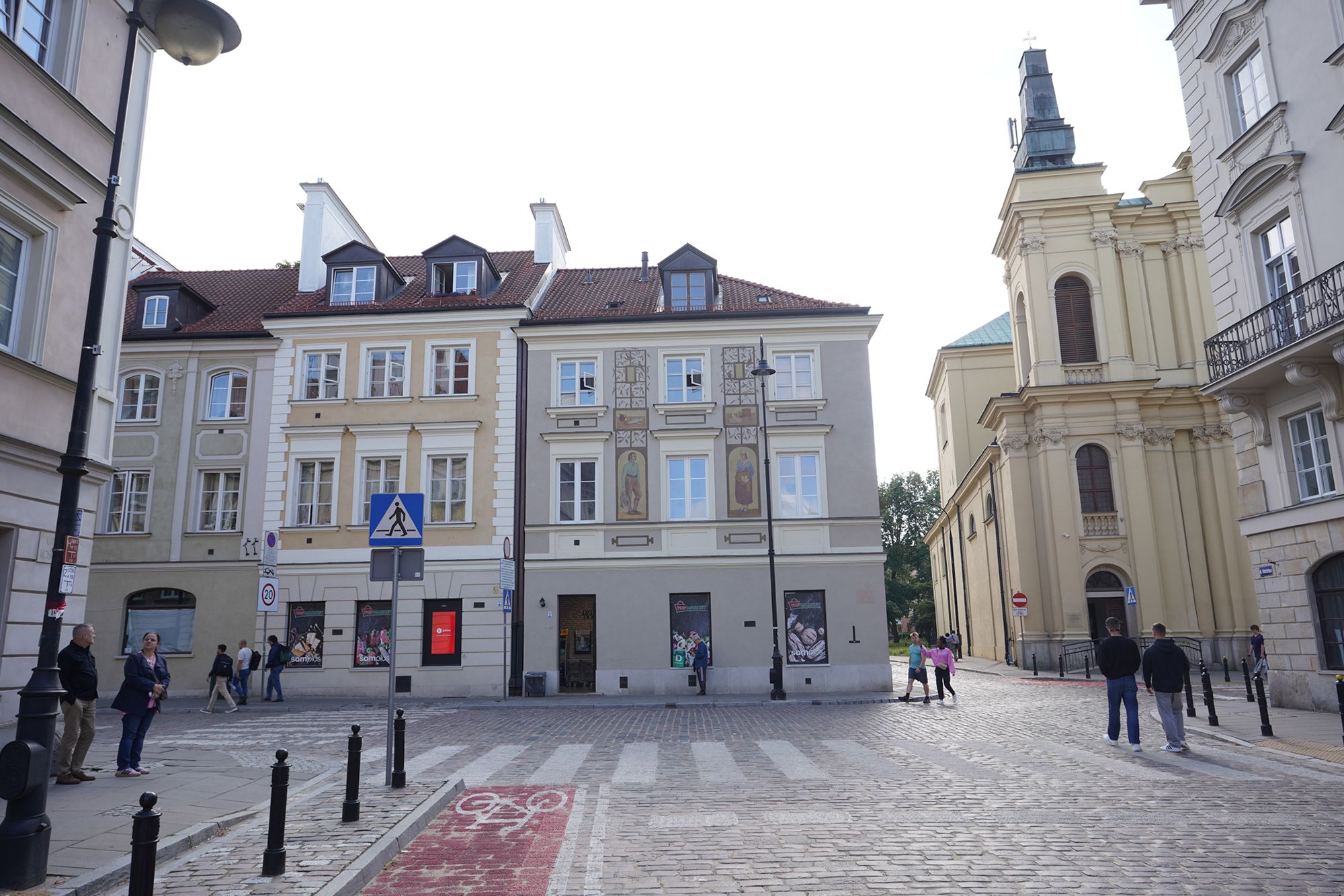 Warsaw Walk II (6) Warsaw Walk II (6)