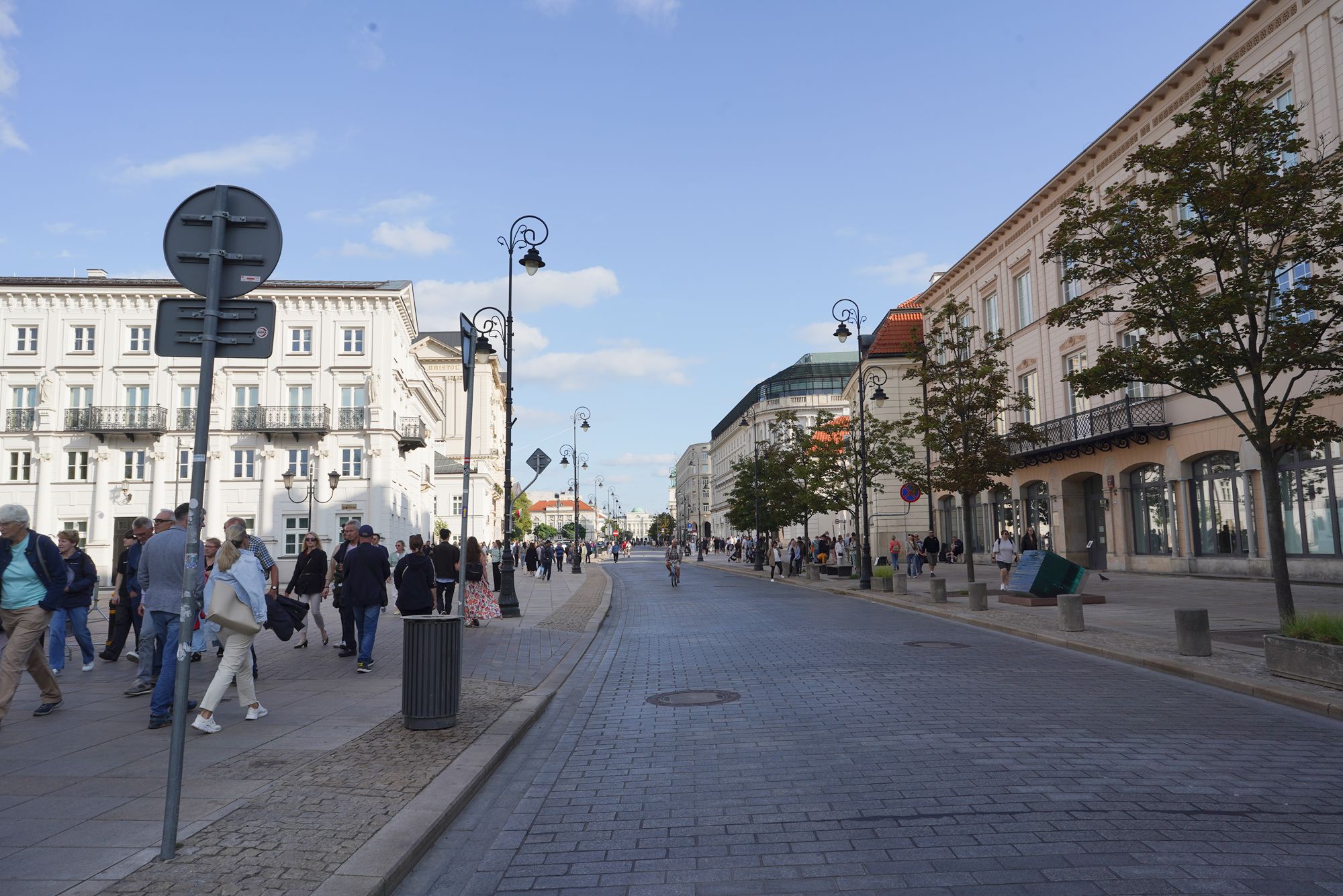Warsaw Walk II (75) Warsaw Walk II (75)